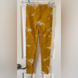 Allure the Brand Golden Tie-Dye Women's Leggings